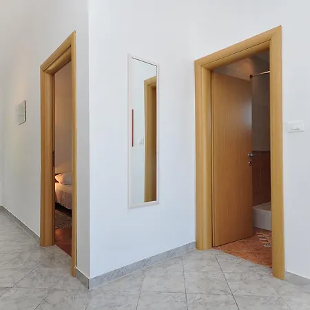 Apartments Marija Pisak Exterior photo