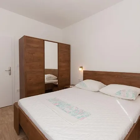 Apartments Marija Pisak Exterior photo