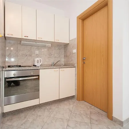 Apartments Marija Pisak Exterior photo