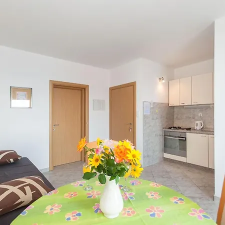 Apartments Marija Pisak Exterior photo