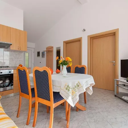 Apartments Marija Pisak Exterior photo